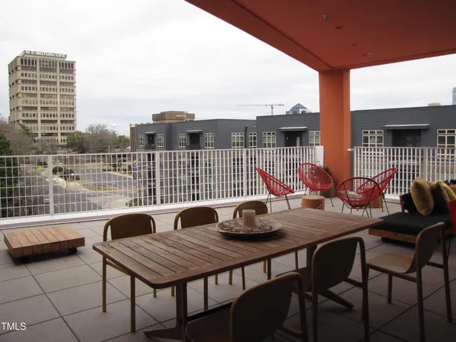 a picture of a city view