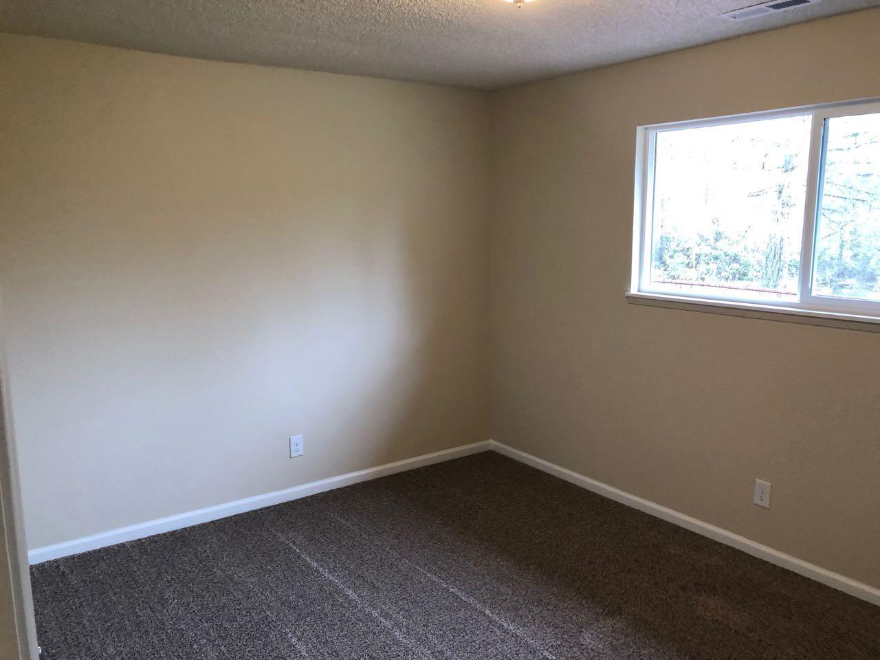 2101 Robertson Bridge Road Grants Pass, OR 97526 - Photo 14 of 25 Additional Photo