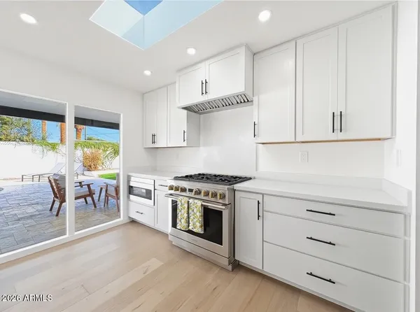 $1,350,000 | 342 East Orangewood Avenue, Phoenix, AZ 85020