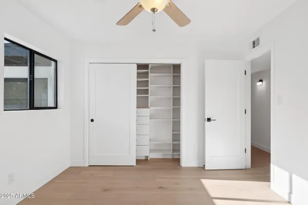 $1,350,000 | 342 East Orangewood Avenue, Phoenix, AZ 85020