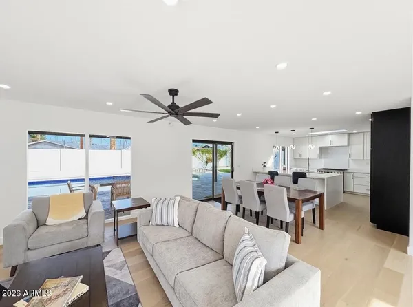 $1,350,000 | 342 East Orangewood Avenue, Phoenix, AZ 85020