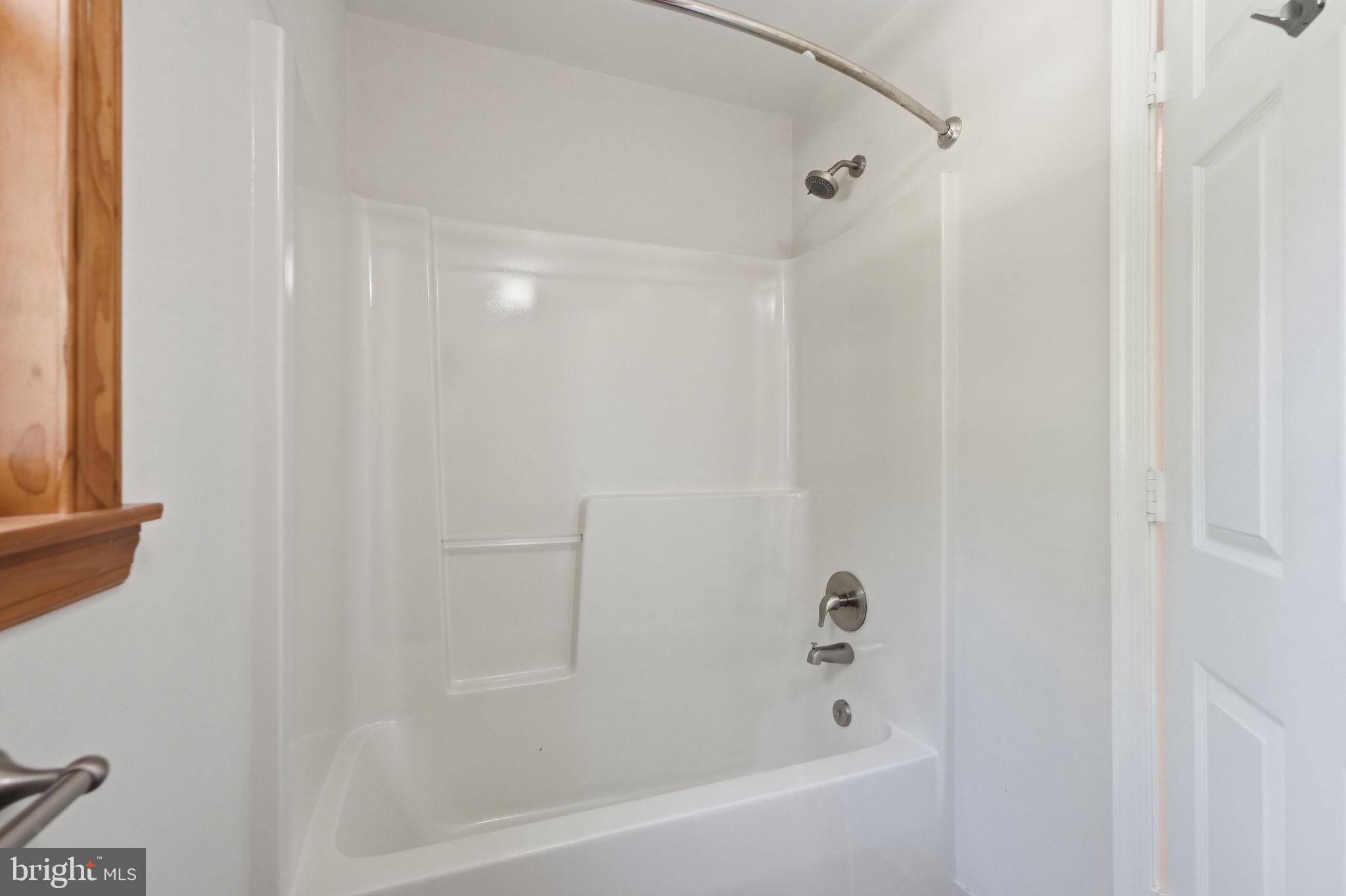3459 Enduro Run Road Midland, VA 22728 - Photo 11 of 80 Main Level Full Bathroom