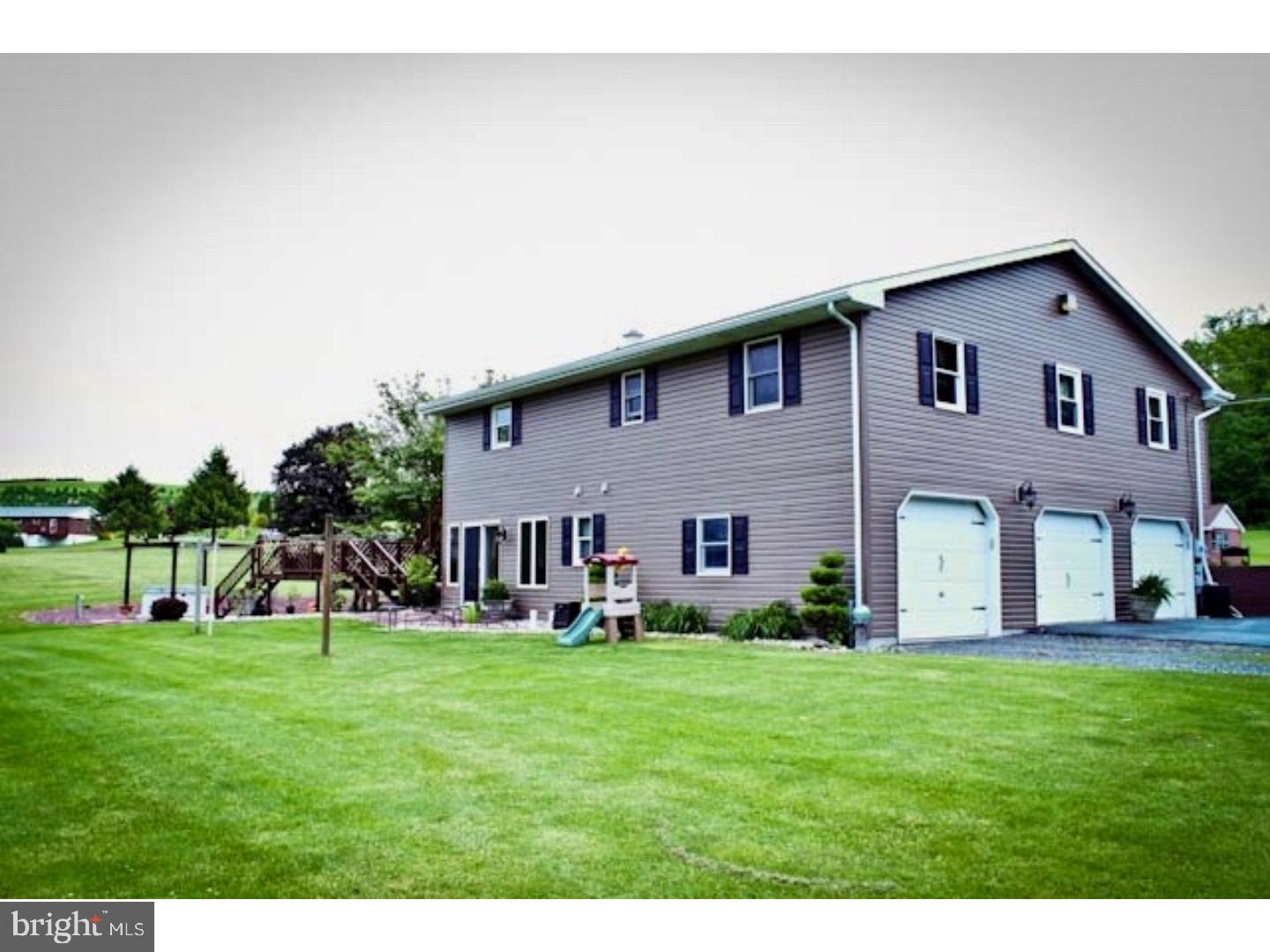 254 Cold Run Road New Ringgold, PA 17960 - Photo 3 of 24 Gallery Image 3