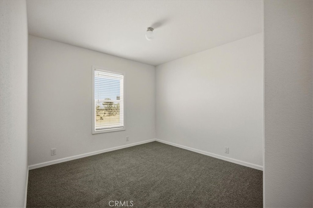7625 Luna Road Phelan, CA 92371 - Photo 24 of 34 Gallery Image 24
