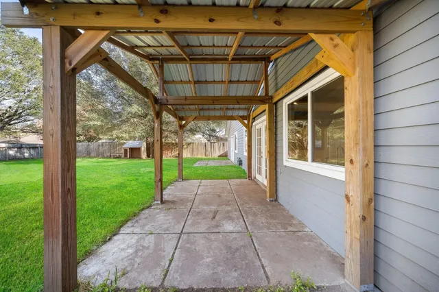 $295,000 | 9638 Ravensworth Drive, Houston, TX 77031