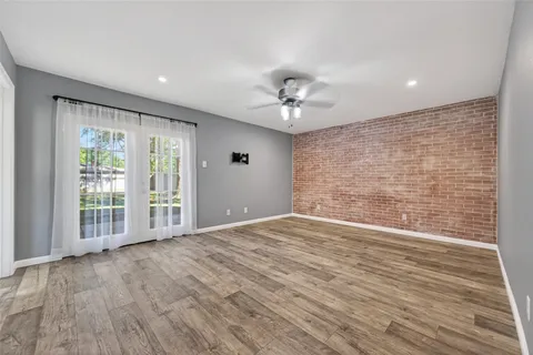 $315,000 | 9638 Ravensworth Drive, Houston, TX 77031