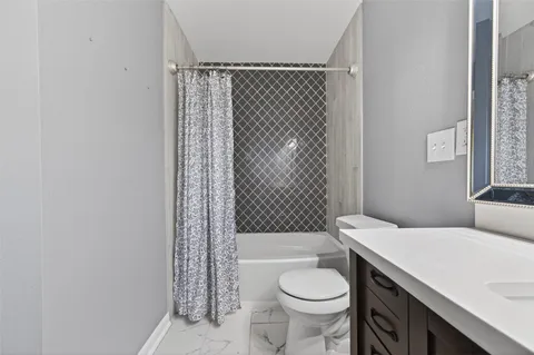 $315,000 | 9638 Ravensworth Drive, Houston, TX 77031