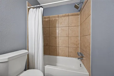 $315,000 | 9638 Ravensworth Drive, Houston, TX 77031