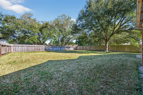 $315,000 | 9638 Ravensworth Drive, Houston, TX 77031