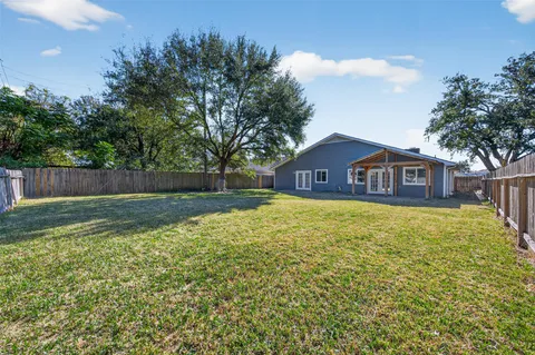 $315,000 | 9638 Ravensworth Drive, Houston, TX 77031