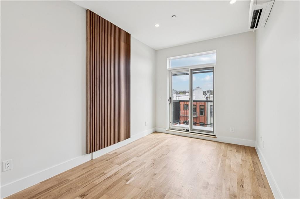 220 Schaefer Street, Unit 4 Brooklyn, NY 11207 - Photo 6 of 11