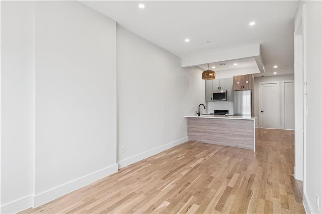 220 Schaefer Street, Unit 4 Brooklyn, NY 11207 - Photo 10 of 11