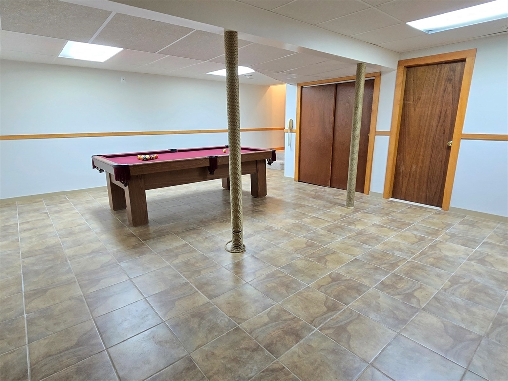 42 Wayside Lane Ashland, MA 01721 - Photo 38 of 40 a room with washing machine