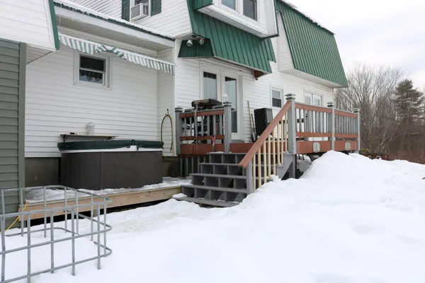 $499,900 | 1 Highway 126, Monmouth, ME 04259