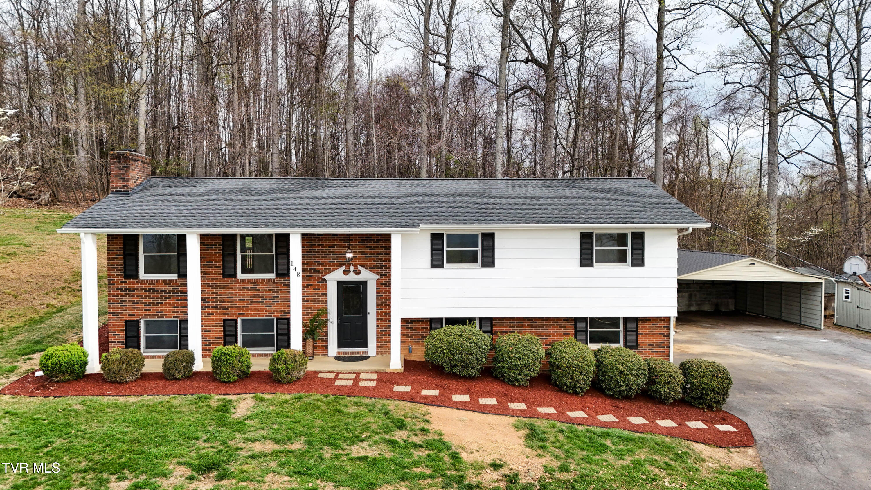 148 Whitehills Road Kingsport, TN 37660 - Photo 55 of 58 148 Whitehills Rd Drone ELLA-4