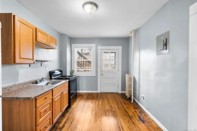 $1,400 | 38 Beacon Street, Unit 38A2, New Britain, CT 06053