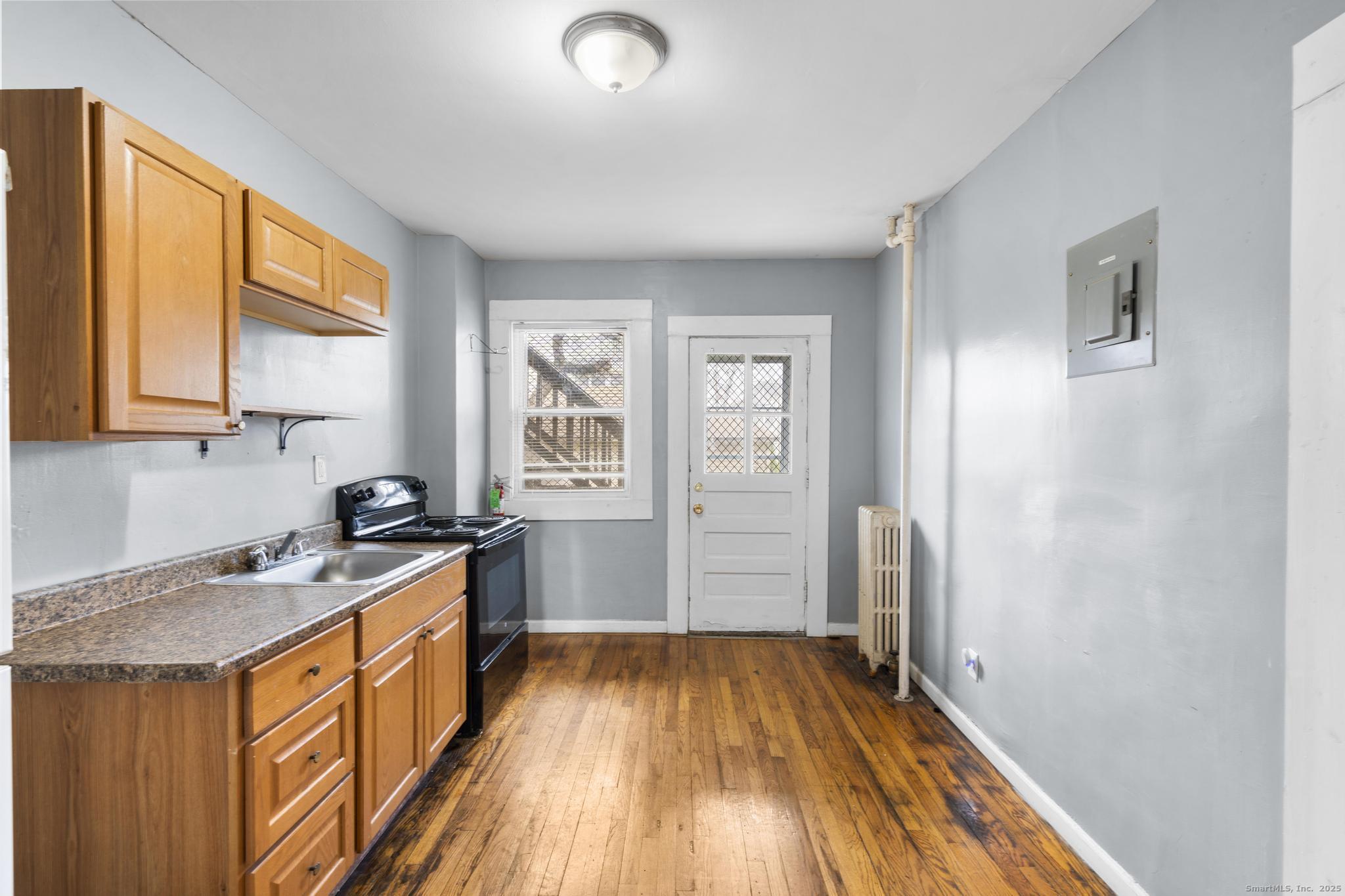 38 Beacon Street, Unit 38A2 New Britain, CT 06053 - Photo 1 of 13