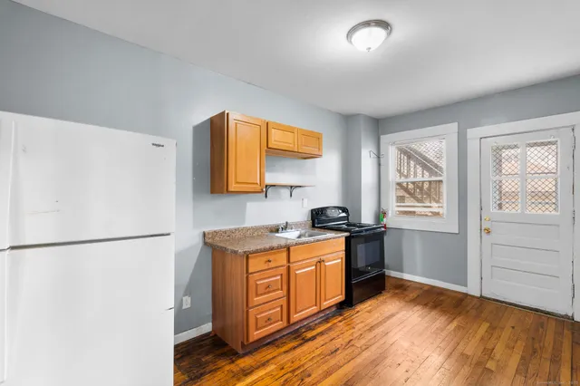 $1,400 | 38 Beacon Street, Unit 38A2, New Britain, CT 06053