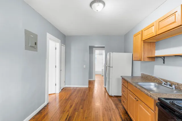 $1,400 | 38 Beacon Street, Unit 38A2, New Britain, CT 06053