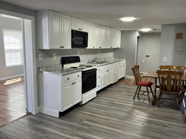 $1,600 | 1550 Old Dover Road, Clarksville, TN 37042