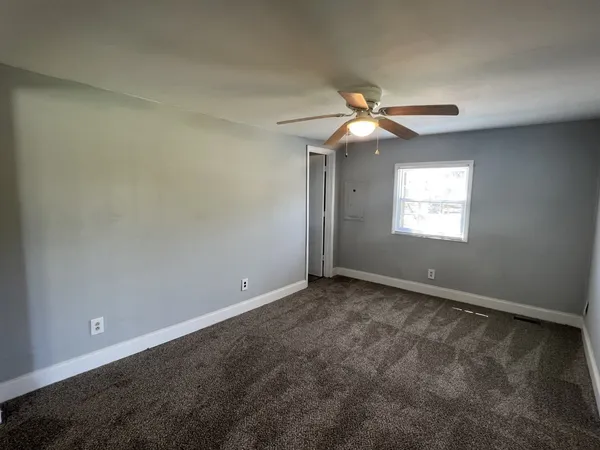 $1,600 | 1550 Old Dover Road, Clarksville, TN 37042