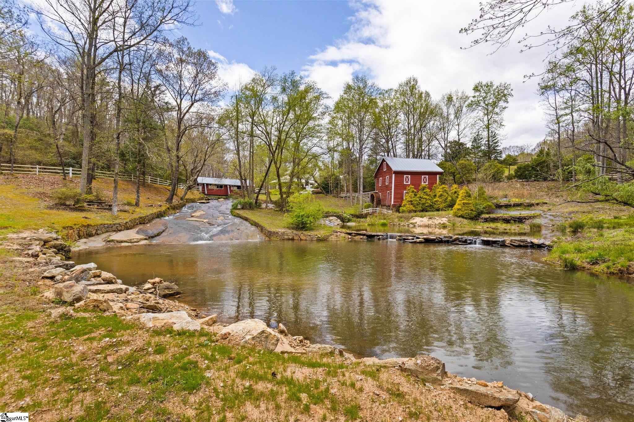 141 Old Ballenger Mill Road Landrum, SC 29356 - Photo 22 of 35