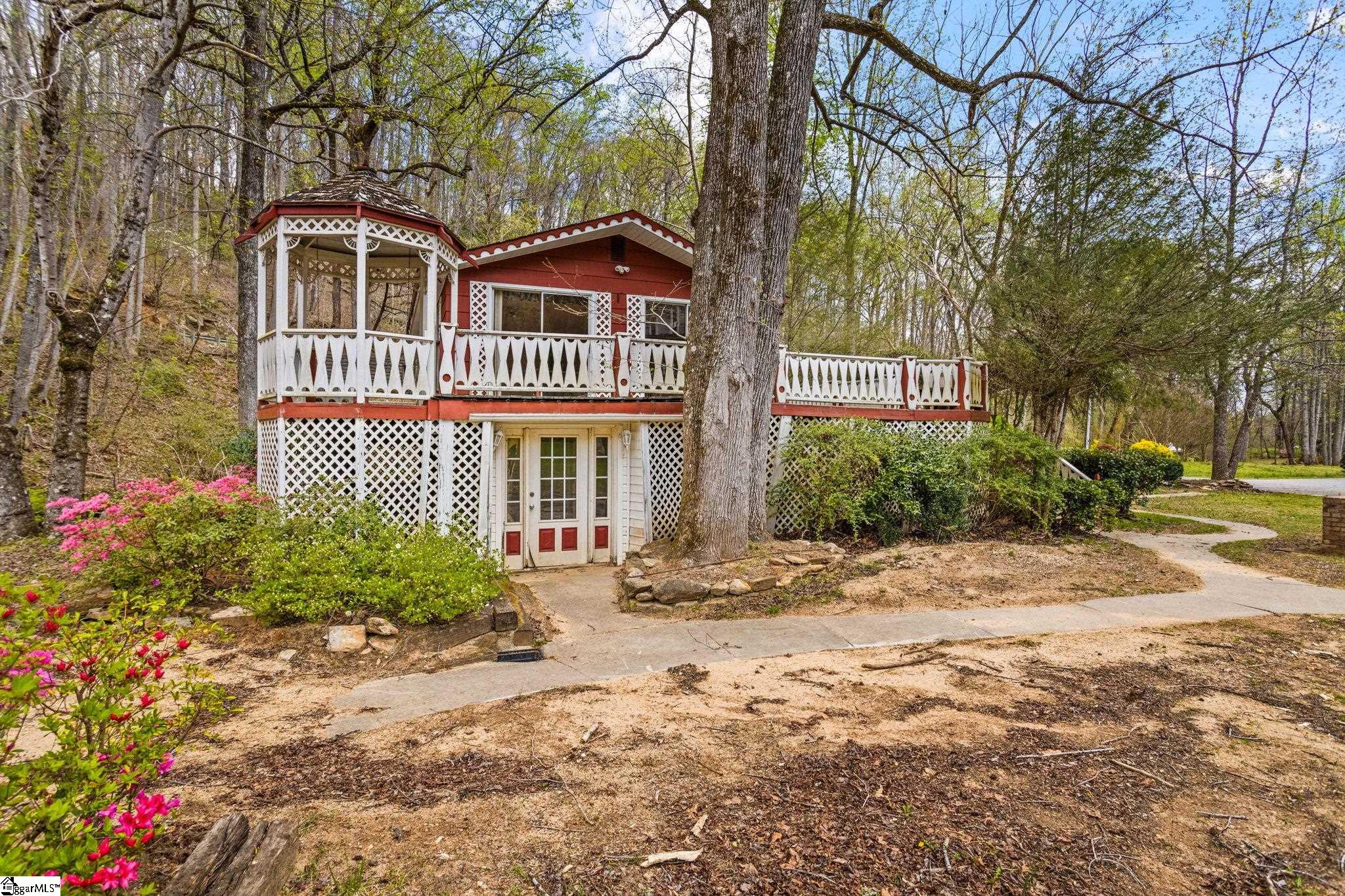 141 Old Ballenger Mill Road Landrum, SC 29356 - Photo 26 of 35