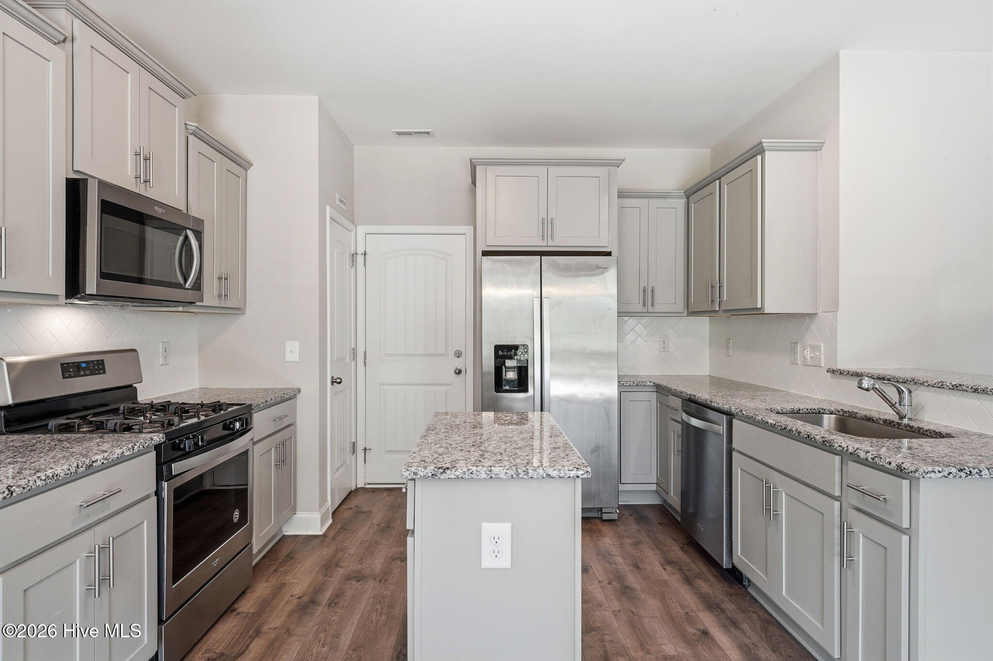 192 Sandy Springs Road Aberdeen, NC 28315 - Photo 19 of 45 23-web-or-mls-DSC07741