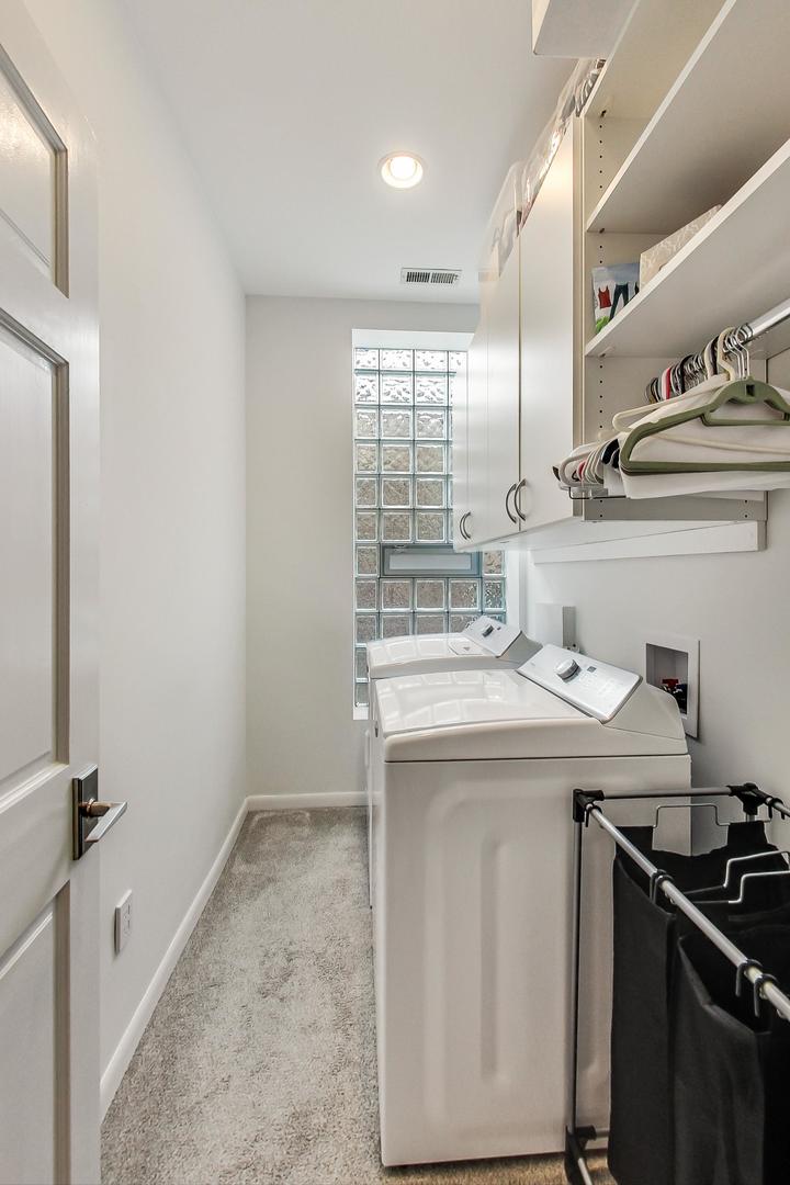 2630 North Racine Avenue Chicago, IL 60614 - Photo 27 of 47 a view of a kitchen from the sink
