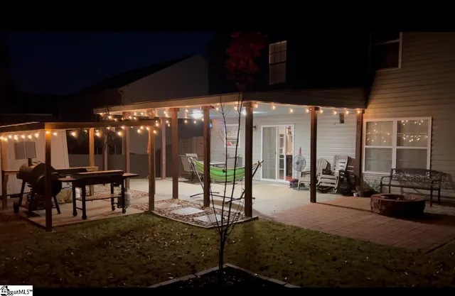 $299,999 | 659 Markham Circle, Moore, SC 29369