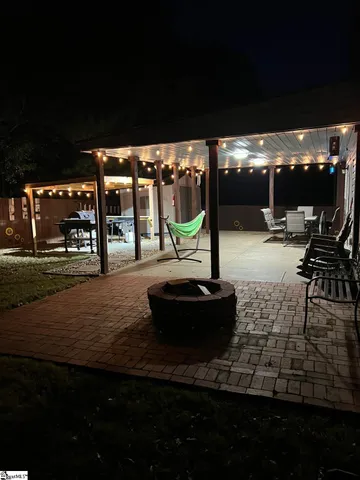 $299,999 | 659 Markham Circle, Moore, SC 29369