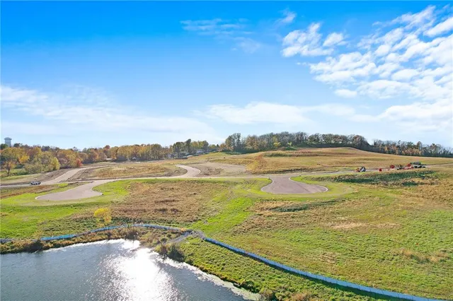 $73,500 | 16 Lakeview Drive, Odessa, MO 64076