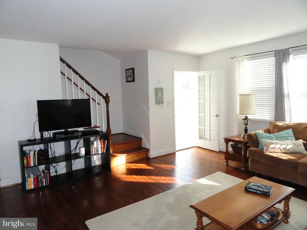 1803 Deveron Road Baltimore, MD 21286 - Photo 2 of 30 Bright and Fresh, Flooded with Natural Light