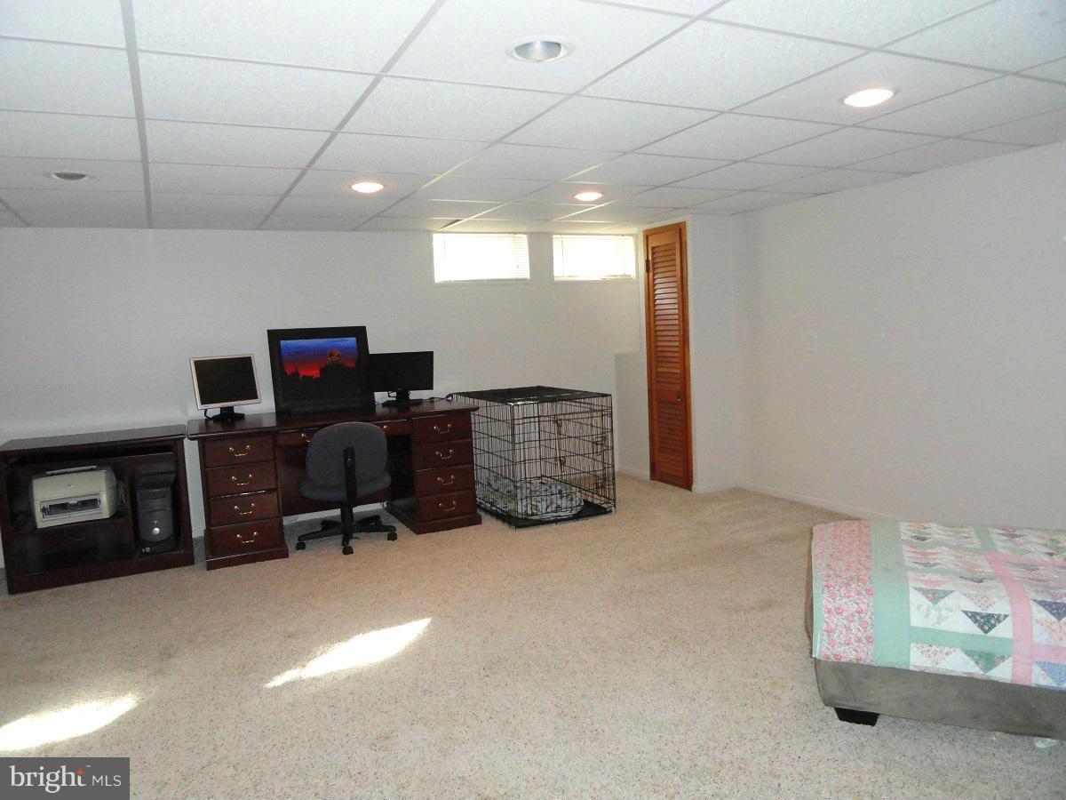1803 Deveron Road Baltimore, MD 21286 - Photo 16 of 30 Family Room has more than adequate space for