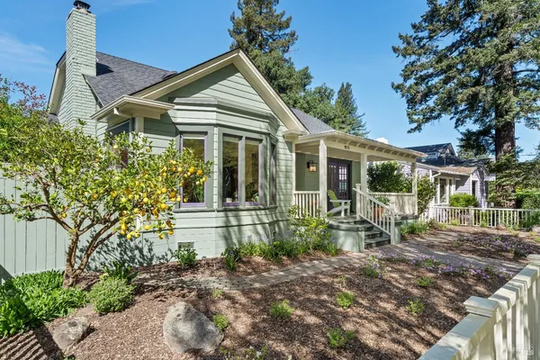 $1,650,000 | 915 St Helena Avenue, Santa Rosa, CA 95404