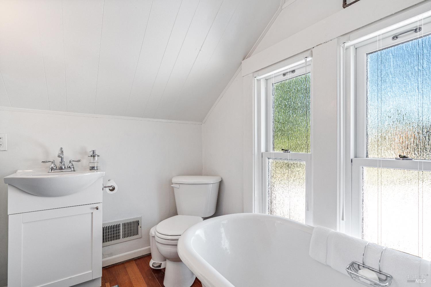 915 St Helena Avenue Santa Rosa, CA 95404 - Photo 40 of 41