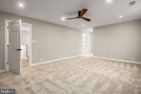 $2,000,000 | 353 Gallop Wood Place, Great Falls, VA 22066
