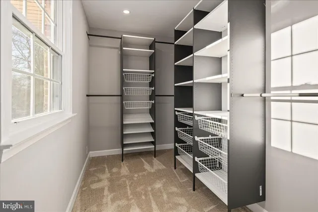 $2,000,000 | 353 Gallop Wood Place, Great Falls, VA 22066