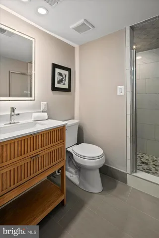 $2,000,000 | 353 Gallop Wood Place, Great Falls, VA 22066