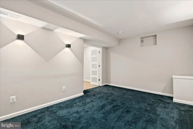 $2,000,000 | 353 Gallop Wood Place, Great Falls, VA 22066