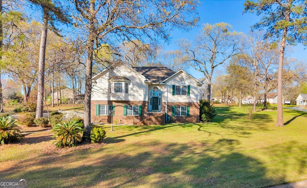111 Maple Glen Centerville, GA 31028 - Photo 3 of 56