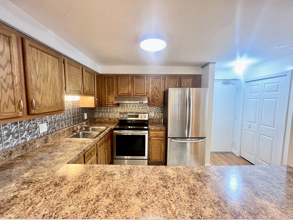 45 Oval Road, Unit 1 Quincy, MA 02170 - Photo 1 of 14 Gallery Image 1