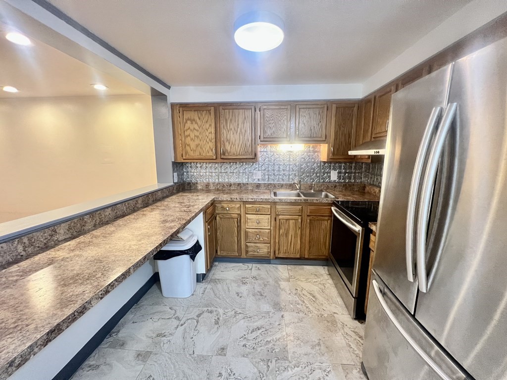 45 Oval Road, Unit 1 Quincy, MA 02170 - Photo 2 of 14 Gallery Image 2