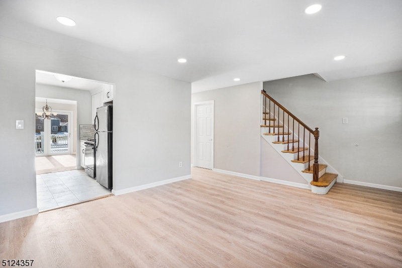 1 Tempe Wick Road, Unit A Mendham, NJ 07945 - Photo 5 of 22 a view of an entryway with wooden floor