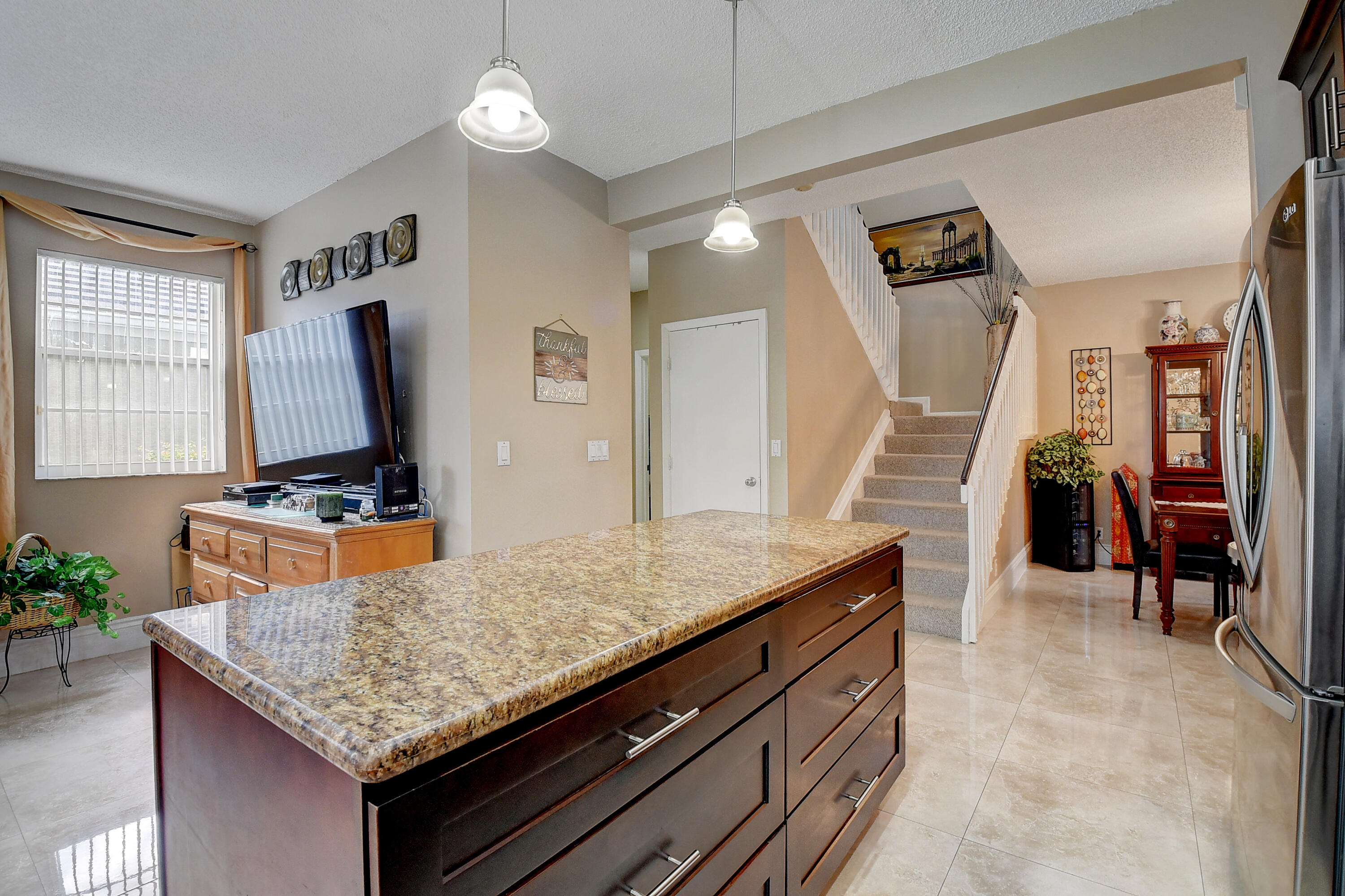 10631 Palm Spring Drive Boca Raton, FL 33428 - Photo 17 of 44 Center Island