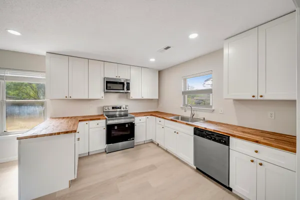 $1,825 | 1104 Queens Drive, Chattanooga, TN 37406