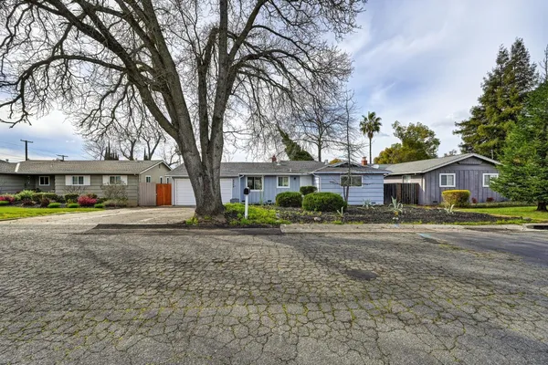 $575,000 | 4009 Fairwood Way, Carmichael, CA 95608