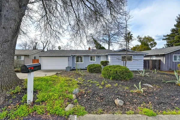 $575,000 | 4009 Fairwood Way, Carmichael, CA 95608