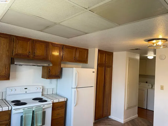 $379,000 | 2585 El Portal Drive, Unit C, San Pablo, CA 94806