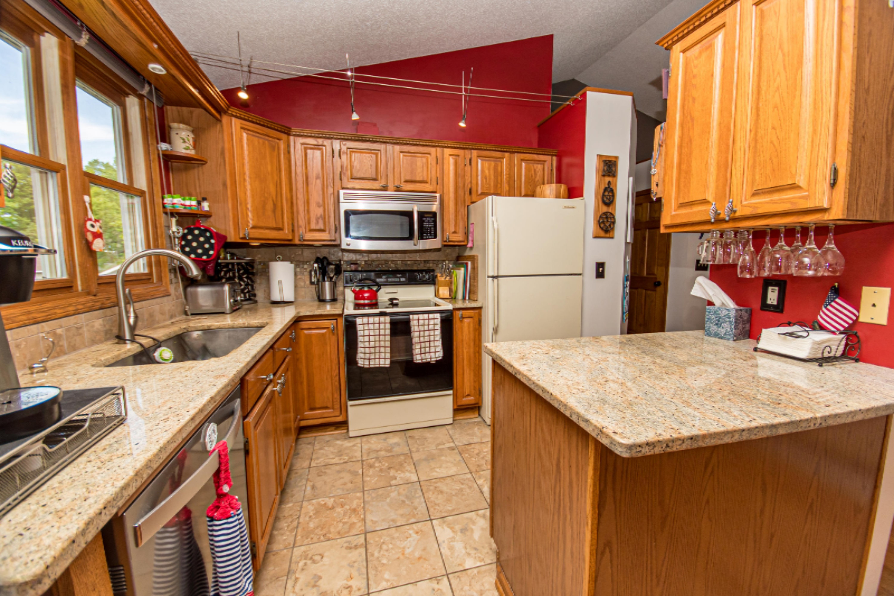 698 Coolidge Avenue Holland, MI 49423 - Photo 13 of 46 IMG_9995